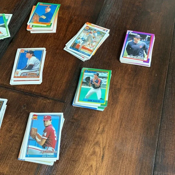 Lot of 220 baseball cards from early 1990s - Picture 3 of 3